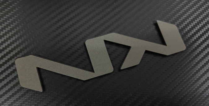 Logo "KN" nắp capo xe Kia Sportage 2022