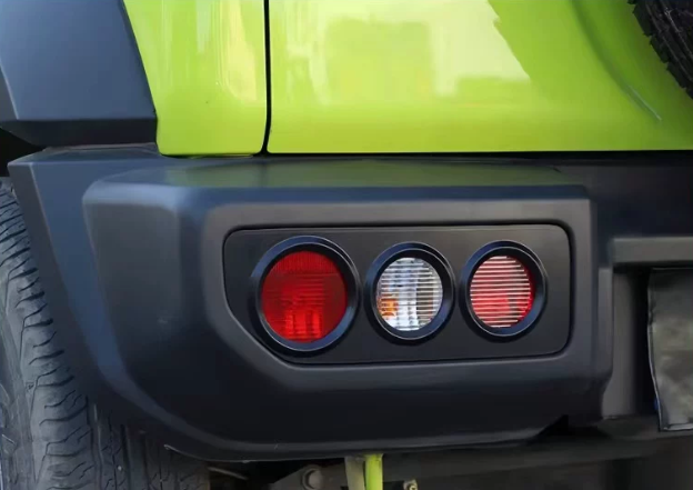 Ốp trang trí đèn hậu xe Suzuki Jimny JB74