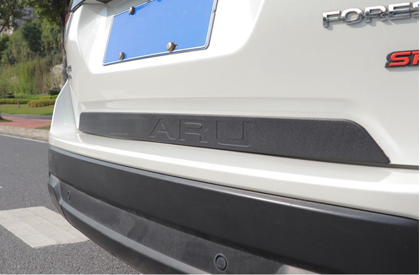 Miếng dán cao su cốp sau Subaru Outback 2021-2022