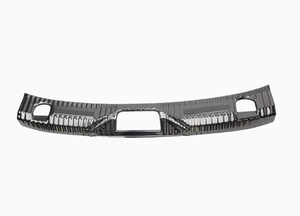 Ốp chống trầy cốp cho xe Ford Everest 2022-2025