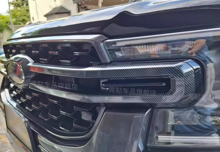 Ốp mặt calang Ford Everest 2022-2026