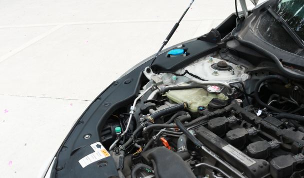 Ốp hông khoang máy Honda Civic