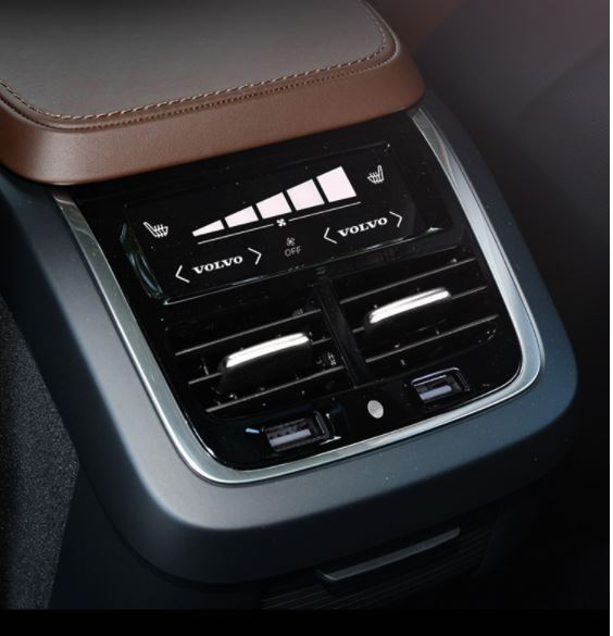 Hộp Sạc Tích Hợp Quạt Gió volvo xc60